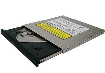 Blu-ray: 9,5-мм привод Panasonic поставляется уже в виде ознакомительных образцов 