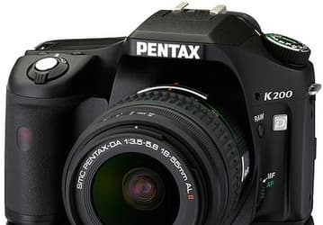PENTAX K200D — 10,2-Мп камера Digital SLR, которой можно снять до 1100 снимков на одном заряде батарей