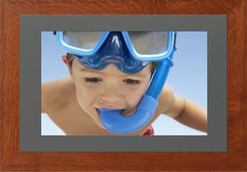 Хорошей фоторамки должно быть много: PhotoVu выпускает 22-дюймовую модель высокого разрешения с WiFi
