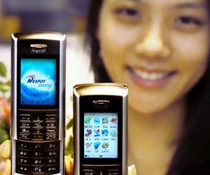 Samsung представляет SPH-V6800 - мультимедийный телефон-слайдер