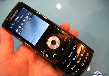 Samsung SGH-i560 - "живые" фото ещё не анонсированного телефона