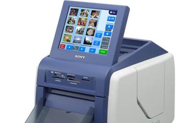 Миниатюрный фотокиоск SnapLab UP-CR10L от Sony