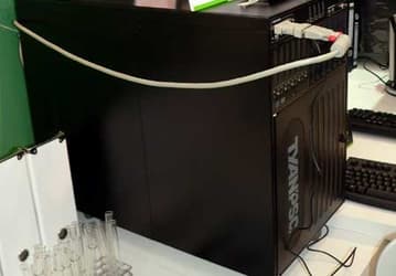 CeBIT: «Настольный суперкомпьютер» TyanPSC T-500 на 10 процессорах AMD Opteron