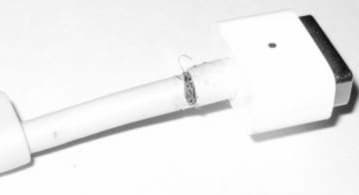 Apple заменит дефектные адаптеры MagSafe 