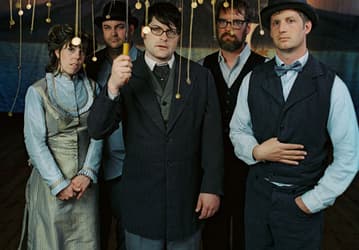 Вышел новый альбом группы Decemberists «The Hazards of Love»