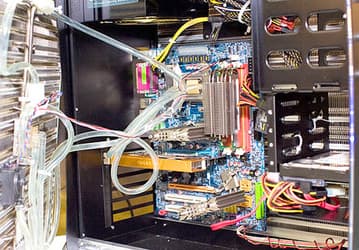 ThermalRight HSC-101 — корпус-радиатор, способный отводить 300 Вт тепла
