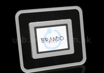 Brando продает портативную фоторамку всего за 45 долларов