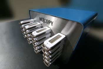 Nexcopy USB200PC: если нужно записать 20 флэшек сразу