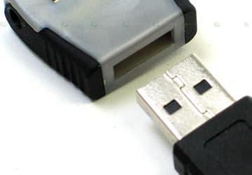 Thanko предлагает кодовый замок для USB-накопителей