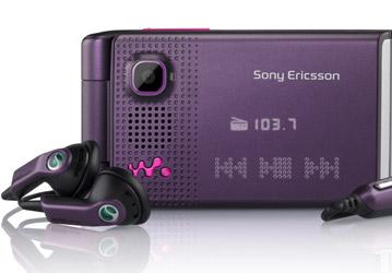 Sony Ericsson W380i – управляй телефоном взмахом руки
