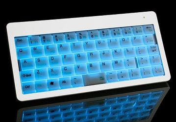 Wireless Illuminated Super Tiny Keyboard — когда не руки на клавиатуру, а наоборот 