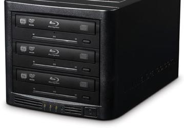 Покупателей Aleratec 1:3 Copy Cruiser BLU заманивают бесплатными адаптерами eSATA и «болванками» BD-R