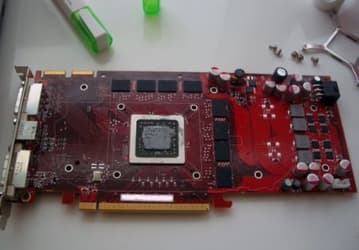 Новые фото ATI Radeon HD 4870 и 4850
