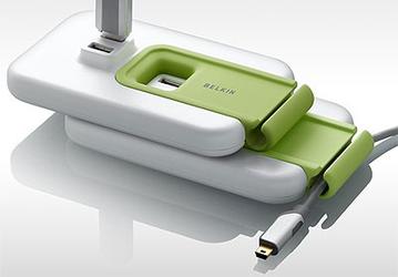 «Многоэтажный» USB-концентратор помогает уменьшить количество проводов 