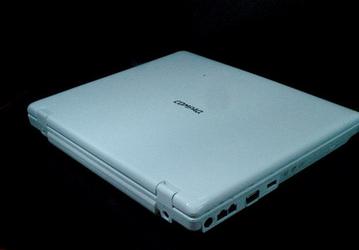 HP: новая белая серия ноутбуков Compaq Presario B2800