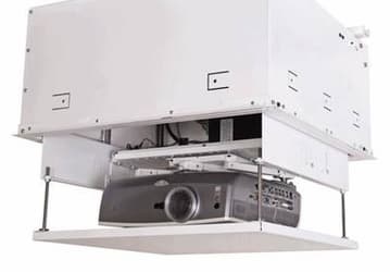 Chief SL151i – новый проекторный лифт с электроприводом