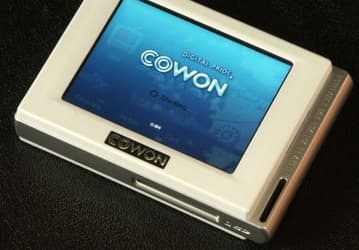 MP3-плеер Cowon D2 - теперь и в белом цвете