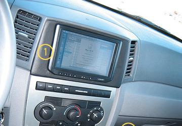 Mac mini в Jeep Grand Cherokee 2005