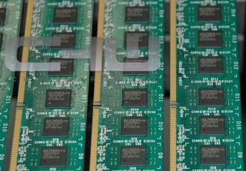 Corsair начала серийный выпуск модулей памяти DDR3