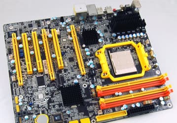 DFI LANParty DK 790FX-M2RS — системная плата под AMD Phenom для энтузиастов и оверклокеров