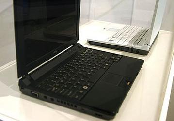 Ноутбук Fujitsu LifeBook P7230 - неофициальные данные
