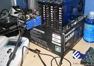 Оригинальная 3D-плата Galaxy 9800GTX поддерживает 3-way SLI