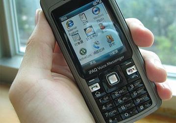 Смартфон HP iPAQ 510 Voice Messenger в интерьере