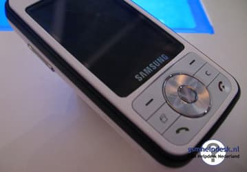 Samsung SGH-i450 – "двойной" слайдер под управлением Symbian OS