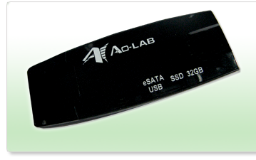 SSD-накопитель Ao-LAB оборудован не только USB, но и eSATA-разъемом с питанием