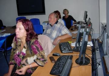 Программа Intel «Обучение для будущего» будет расширена в 2008
