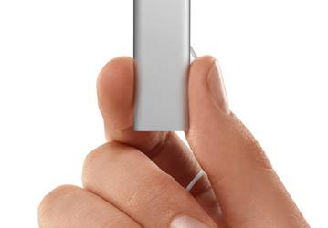 Apple выпустила iPod shuffle третьего поколения. Теперь он еще и говорит 