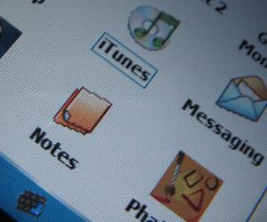 Шпионские фотографии iTunes для Windows Mobile 5.0