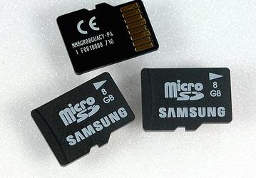 Samsung Develops 8GB Mobile microSD Card