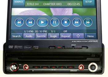 LG представляет в России новые автомагнитолы