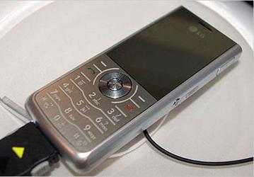 LG пополняет ряды своей «сияющей» линейки