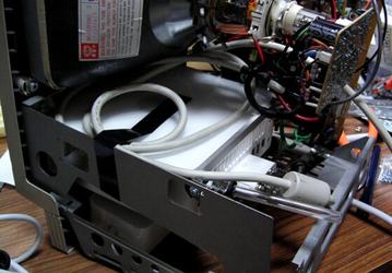 Самодельный гибрид: Macintosh SE/30 с Mac mini внутри