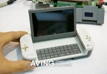 Фото гибридного портативного компьютера-трансформера M*free HDCP