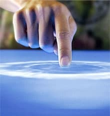 Microsoft Surface: пользовательская версия интерактивного стола-компьютера появится, но позже