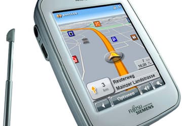 Fujitsu Siemens Unveils Pocket LOOX N100 Series