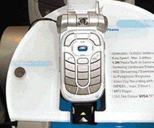 CommunicAsia 2004: Samsung представила 20 новых телефонов