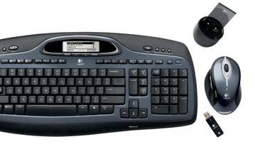 Беспроводная клавиатура Logitech Cordless Desktop MX 5000 Laser оснащена ЖК-дисплеем