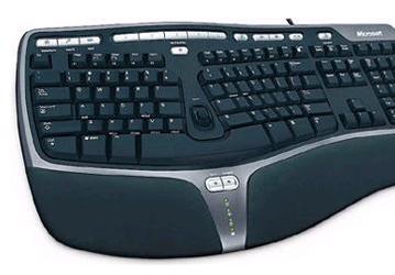 Microsoft оценивает новый беспроводной набор Natural Ergonomic Desktop 7000 в 150 долларов