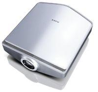 Проектор Sony VPL-VW100: контрастность 15000:1 и работа с источниками высокой четкости