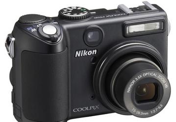 Nikon Coolpix P5100 — новый флагман линейки для энтузиастов