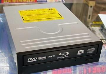 Panasonic выпустила новый доступный привод с поддержкой Blu-ray — SW-5583-C