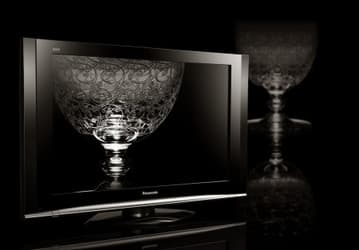 Новые телевизоры  Panasonic VIERA TH-R65PY700 и TX-R37LZ70