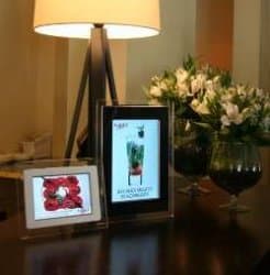 «Интерактивное меню» на фоторамках Philips в Vogue Café 