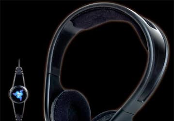 Гарнитура Razer Piranha поможет компьютерным игрокам всегда быть на связи