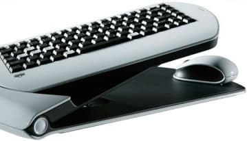 Phantom Lapboard: всё, что нужно для игры, удобно сидя в кресле