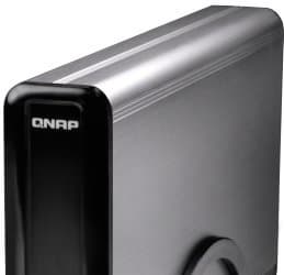 QNAP QBack-35S — решение для автоматического резервирования данных